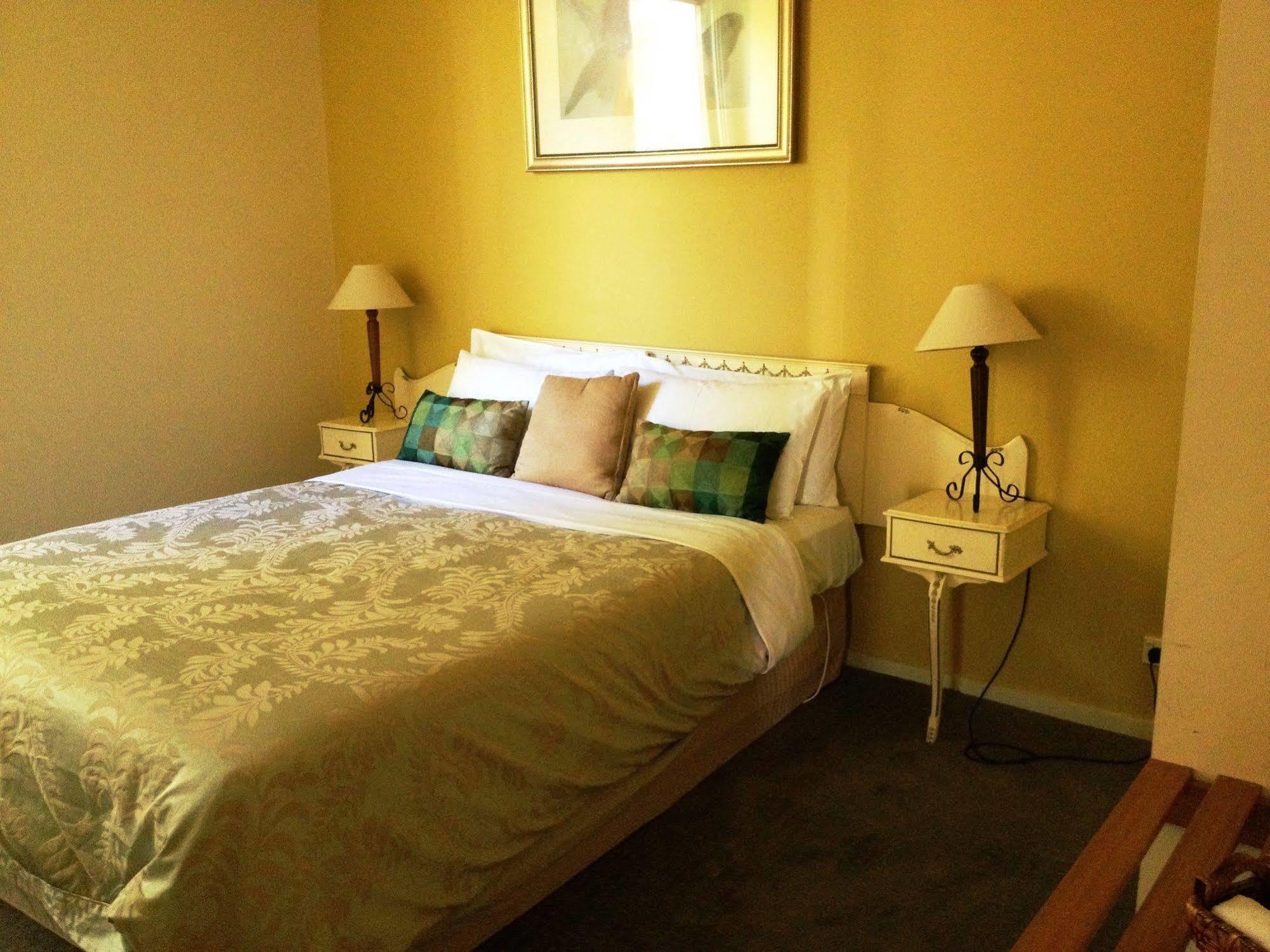 Daylesford By The Lake Cute&Cosy Studio Hotel ภายนอก รูปภาพ